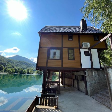 Rooms And Apartments Neron Bihac Lohovo Esterno foto