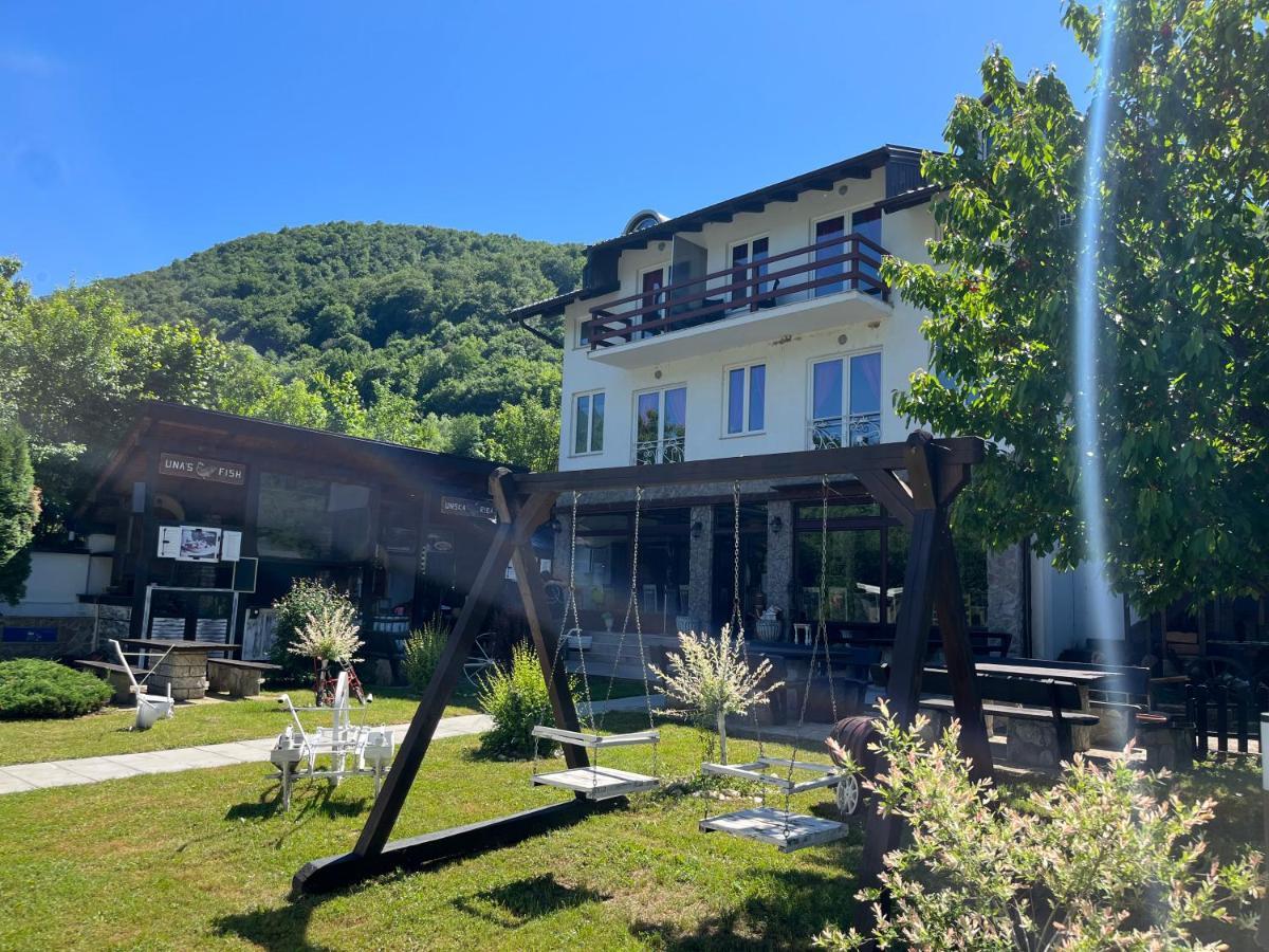 Rooms And Apartments Neron Bihac Lohovo Esterno foto