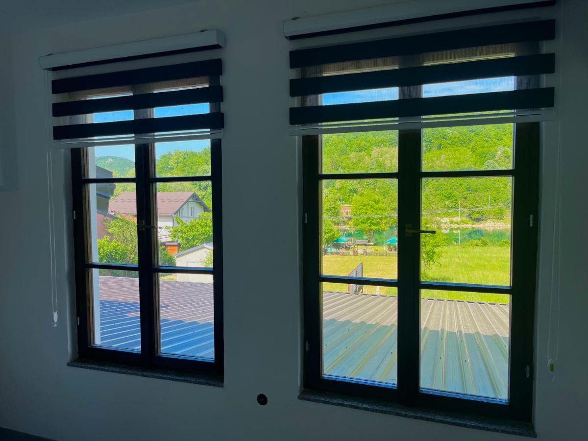 Rooms And Apartments Neron Bihac Lohovo Esterno foto