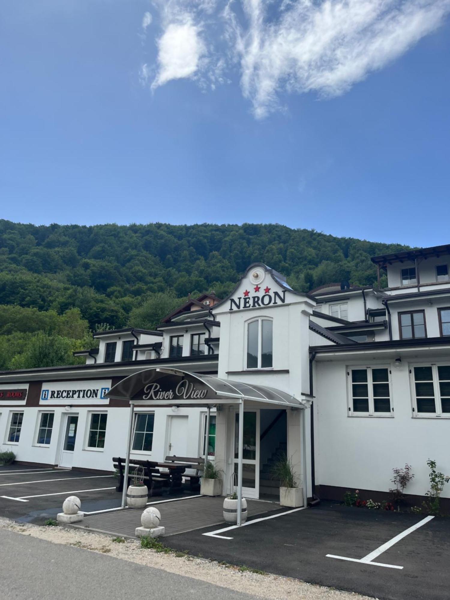 Rooms And Apartments Neron Bihac Lohovo Esterno foto