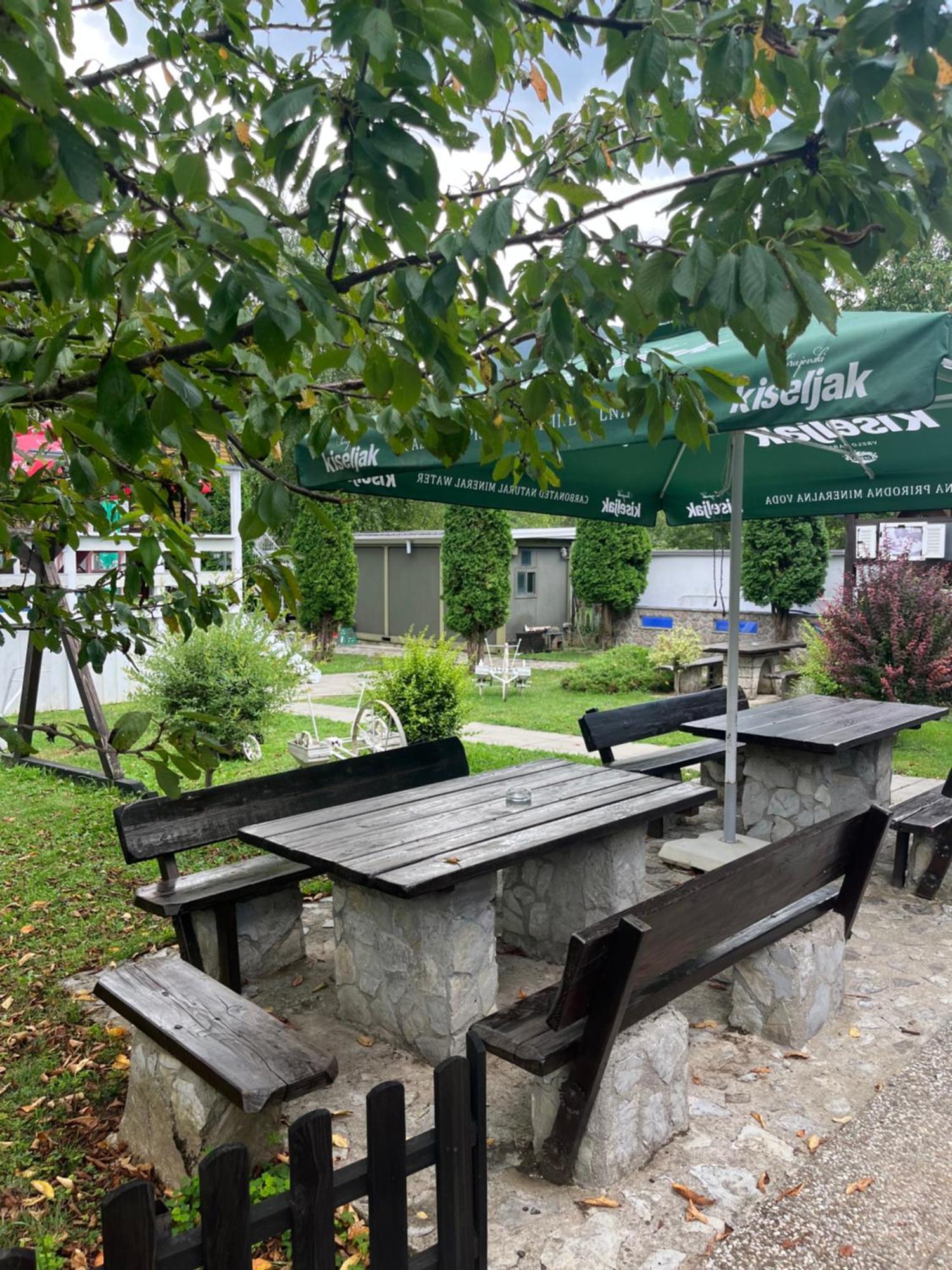 Rooms And Apartments Neron Bihac Lohovo Esterno foto