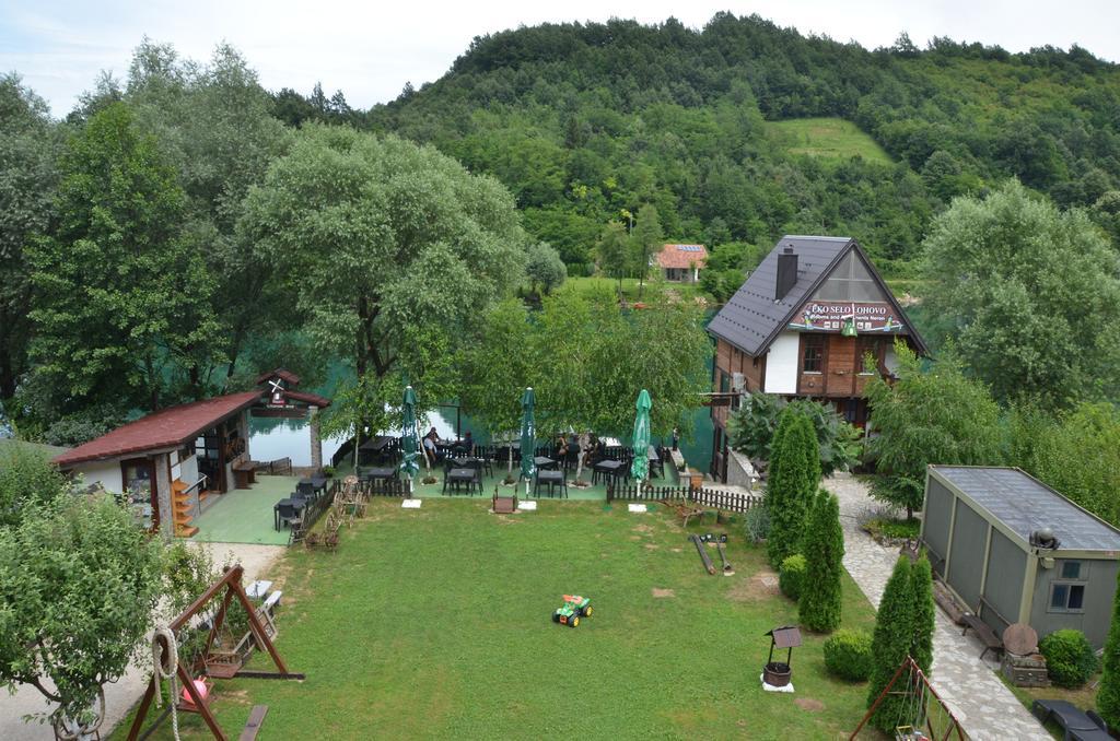 Rooms And Apartments Neron Bihac Lohovo Esterno foto
