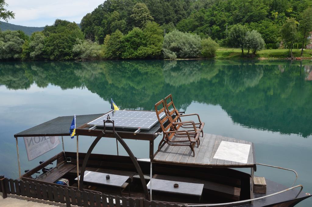 Rooms And Apartments Neron Bihac Lohovo Esterno foto