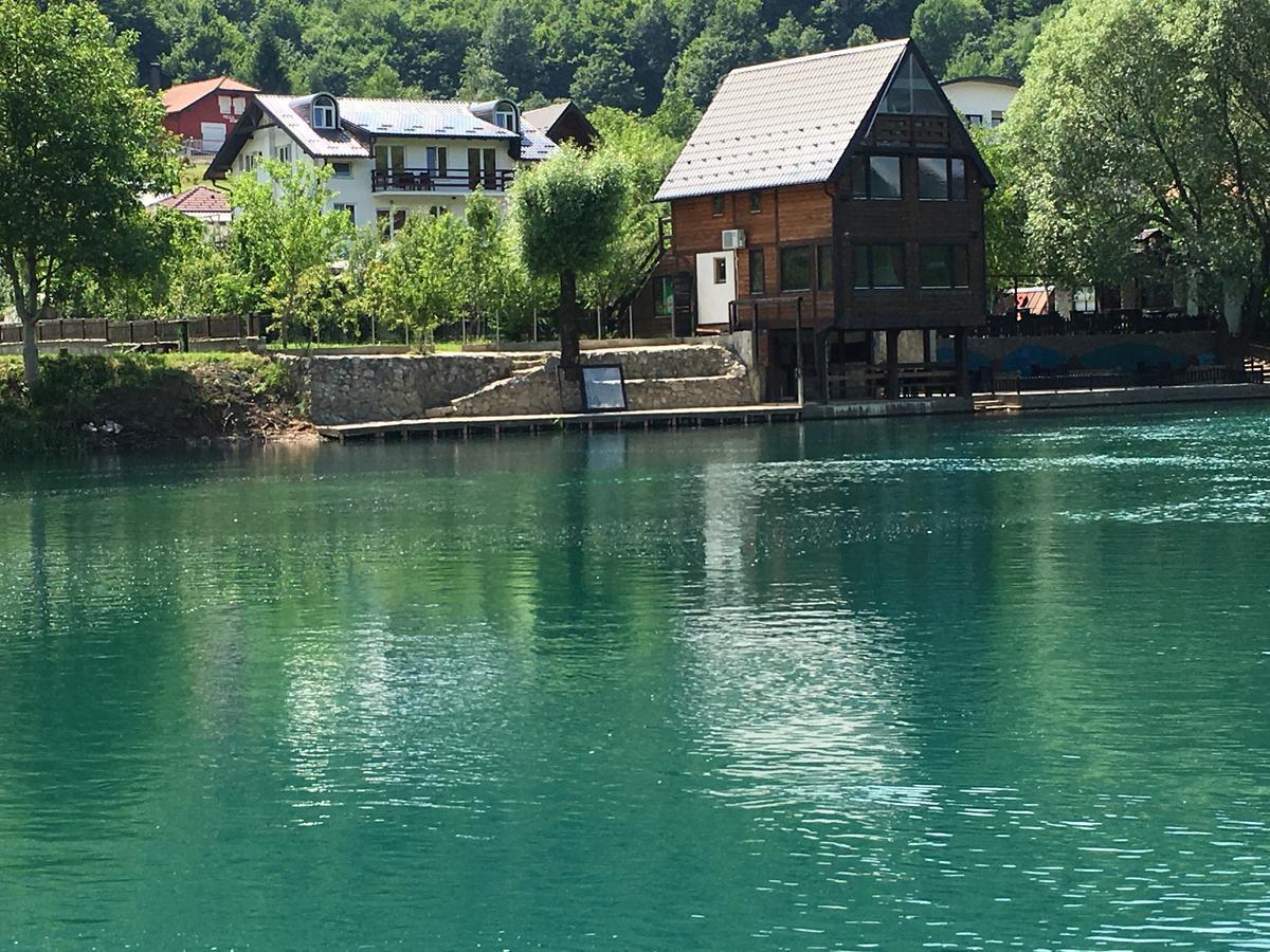 Rooms And Apartments Neron Bihac Lohovo Esterno foto