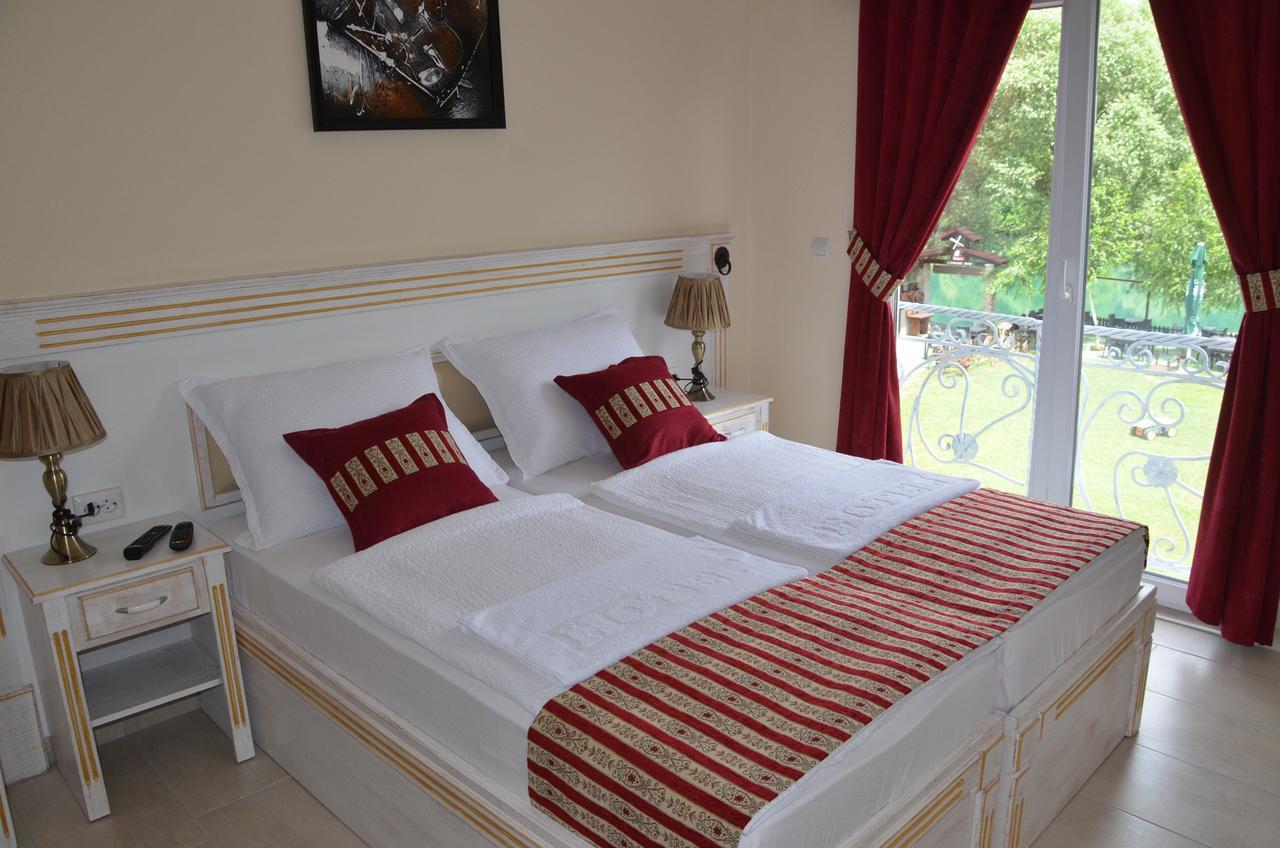 Rooms And Apartments Neron Bihac Lohovo Esterno foto